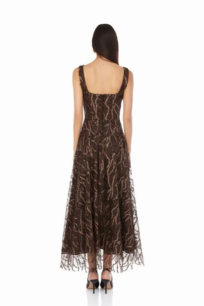 Robe de soirée marron brodée
